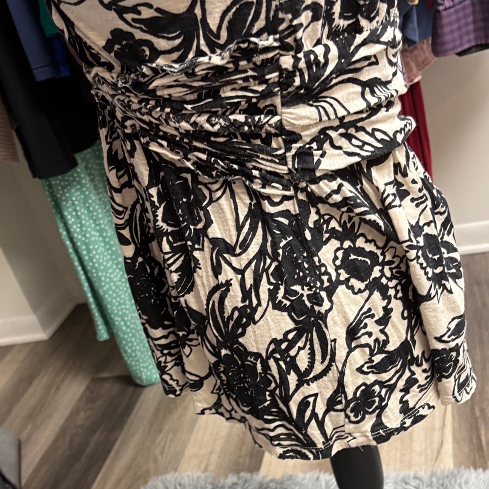 Y2K LOFT Black and Cream Floral Blouse - Picture 7 of 15